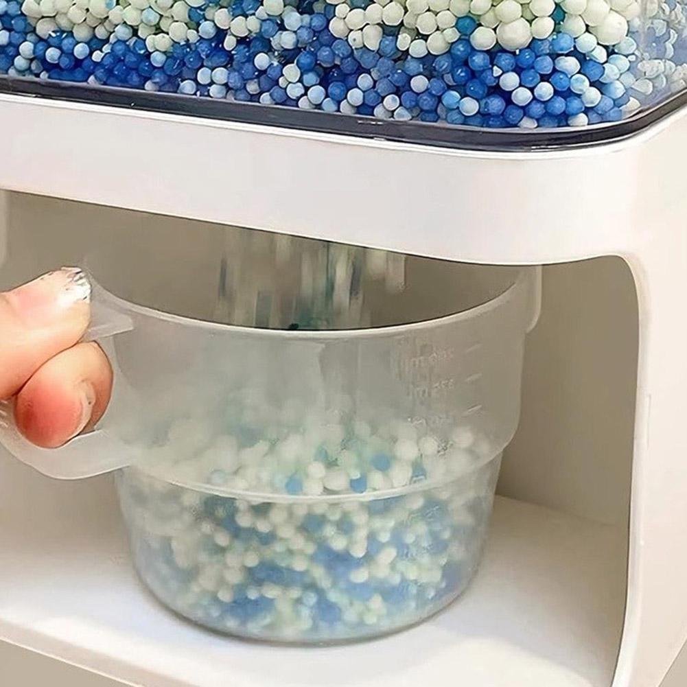 Scent Booster Bead - 壁掛け式ランドリービーズディスペンサー 固形香りブースタービーズ カーペット芳香剤 米海塩汚れ落としオーガナイザー 1500ML