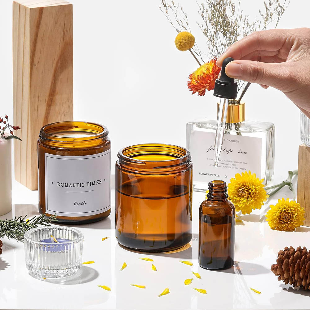 8オンスの琥珀色ガラス瓶（黒蓋付き）- キャンドル作り、食品 - Amber Jar Candle のレビューと価格